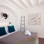 Vanilla Mykonos 4br Heated Pool *