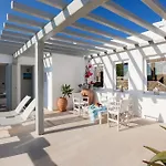 Vanilla Mykonos 4br Heated Pool *